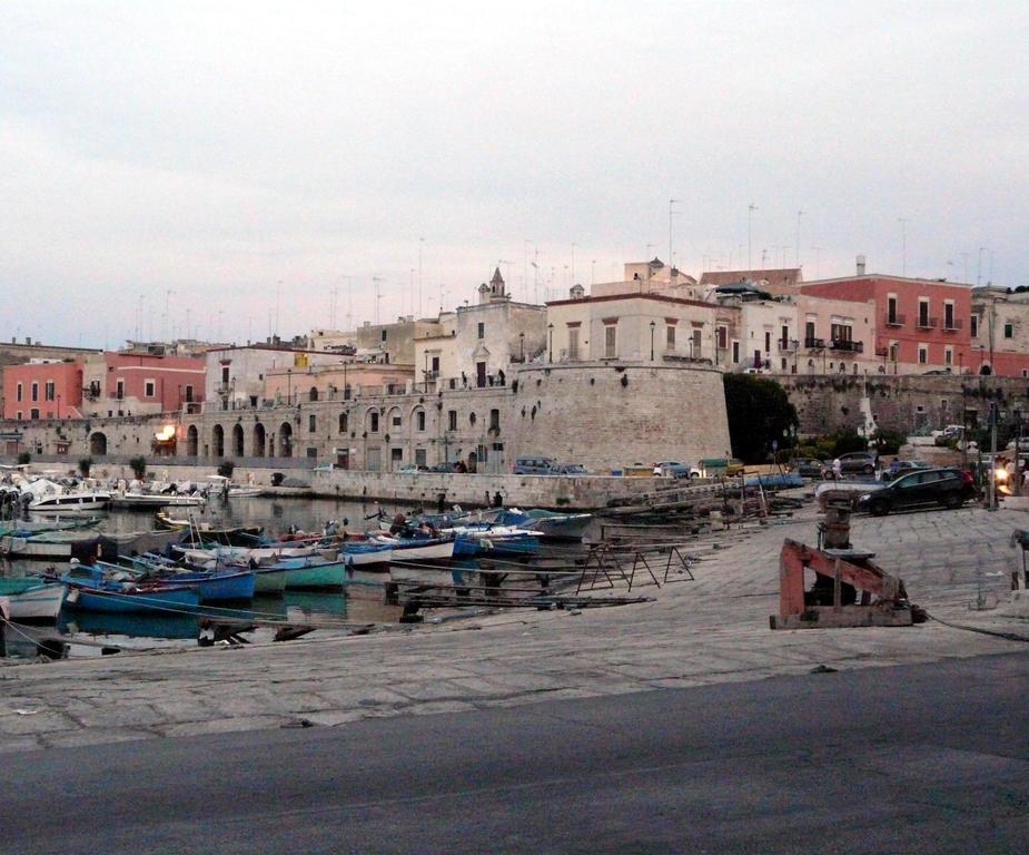 بيشيلي Palazzo Lupicini Affittacamere المظهر الخارجي الصورة